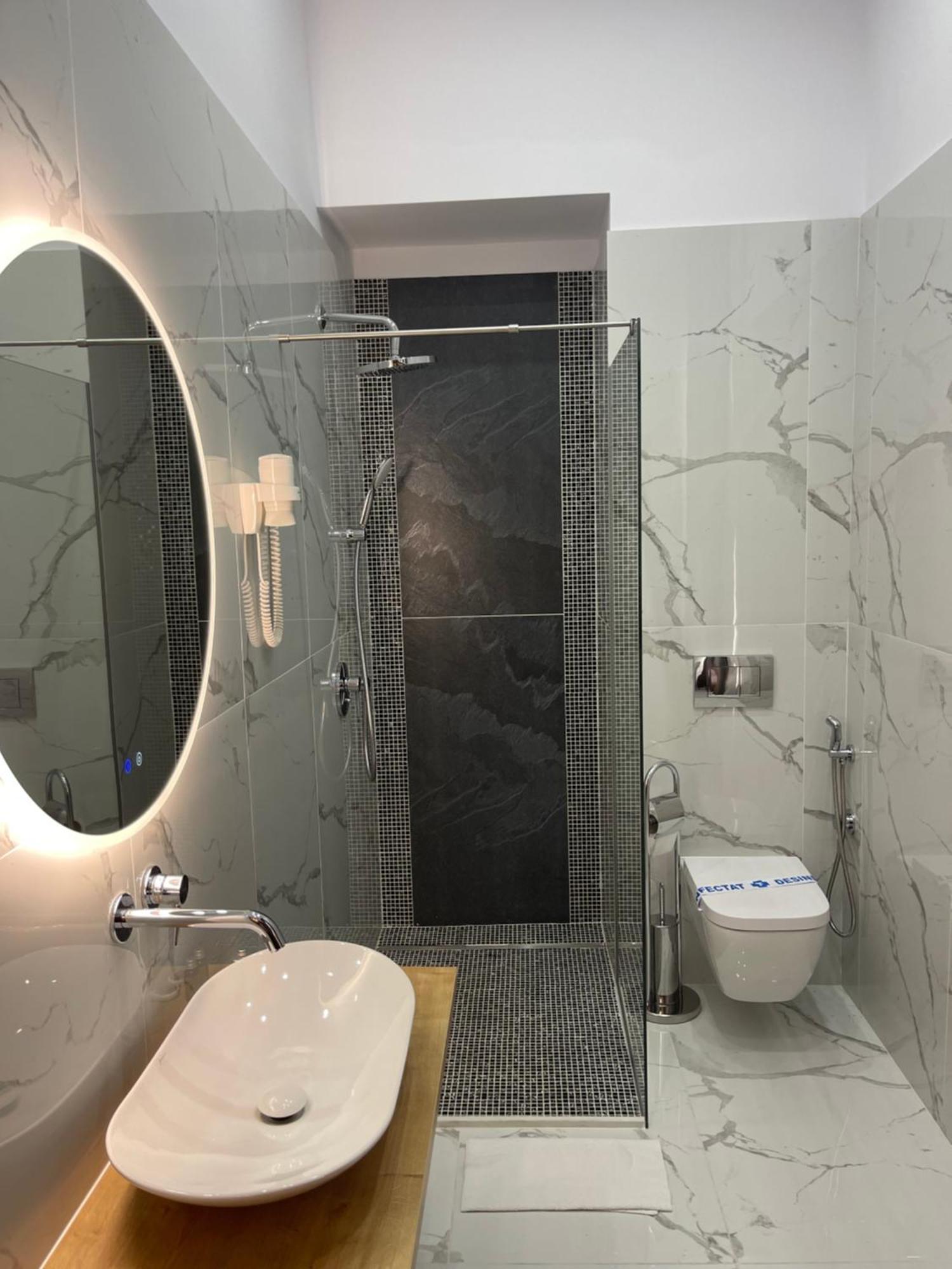Hotel Europa Târgu Jiu Dış mekan fotoğraf